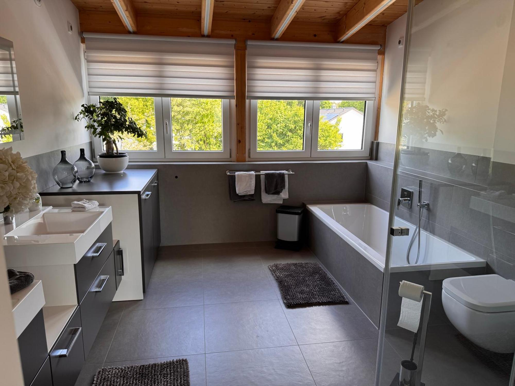Moderne Ferienunterkunft/Wohnung Burgthann Exterior foto